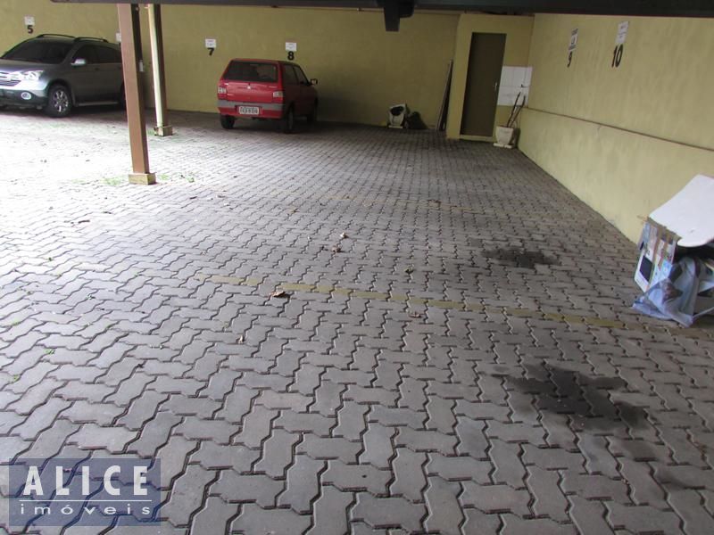 Sala com 175m² para alugar no bairro Centro, Parobe