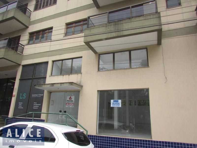 Sala com 175m² para alugar no bairro Centro, Parobe