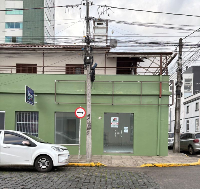 Sala com 1 banheiro e 50m² para alugar no bairro Centro, Taquara