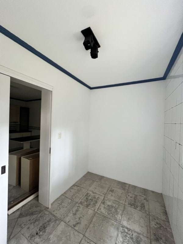 Casa com 4 quartos para alugar no bairro Petropolis, Taquara