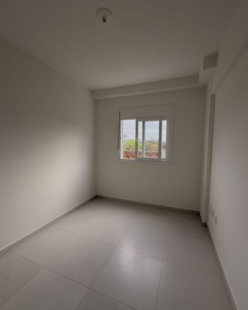 Apartamento com 2 quartos e 1 banheiro para alugar no bairro Jardim do Prado, Taquara