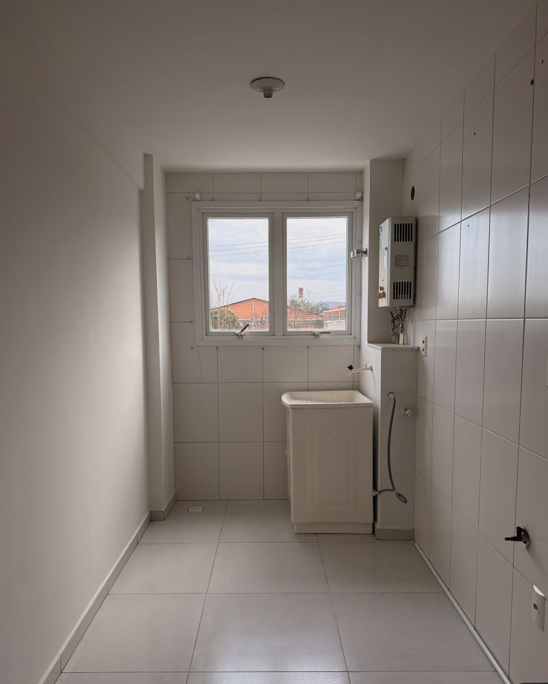 Apartamento com 2 quartos e 1 banheiro para alugar no bairro Jardim do Prado, Taquara