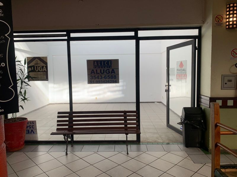 Sala para alugar no bairro Centro, Parobe