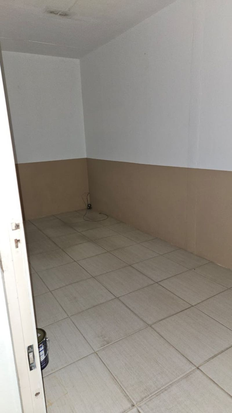 Sala com 1 banheiro para alugar no bairro Centro, Taquara
