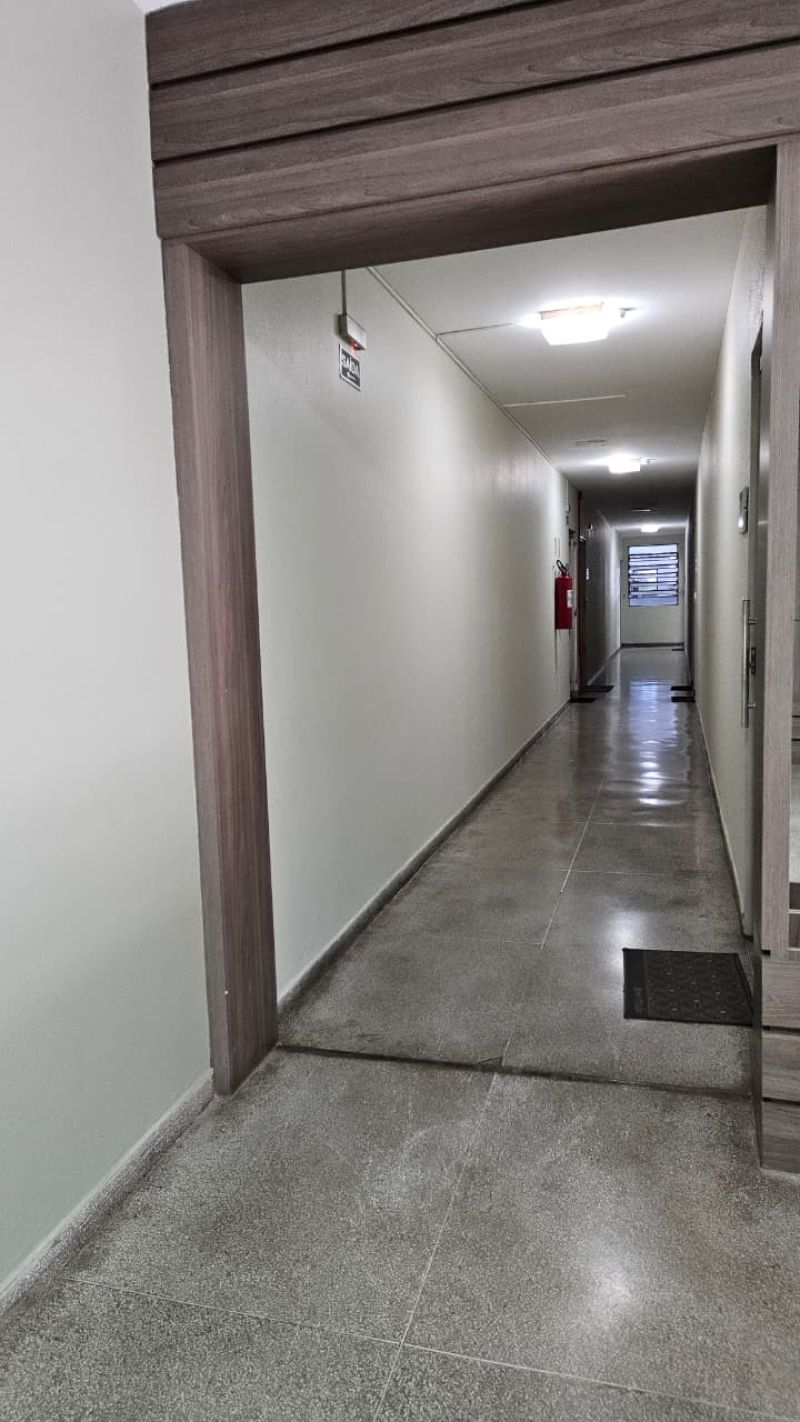 Sala com 1 banheiro para alugar no bairro Centro, Taquara