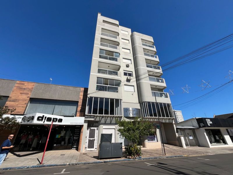 Sala com 1 banheiro para alugar no bairro Centro, Taquara