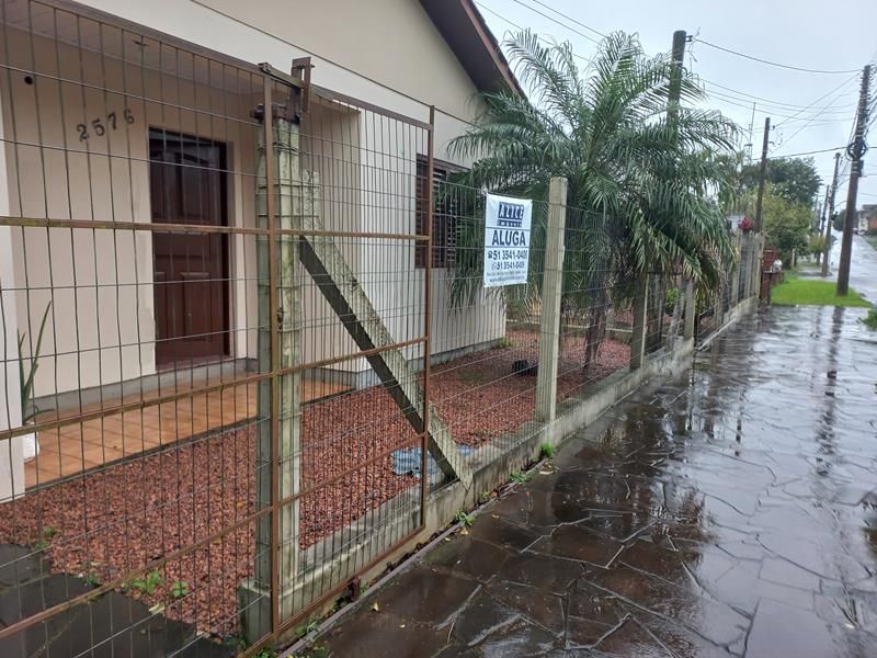 Casa com 2 quartos e 1 banheiro para alugar no bairro Jardim do Prado, Taquara