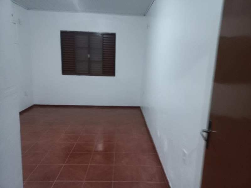 Casa com 2 quartos e 1 banheiro para alugar no bairro Jardim do Prado, Taquara