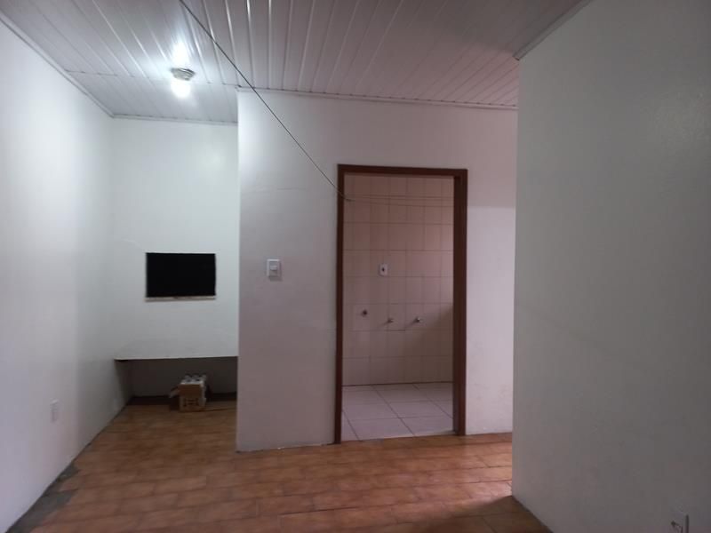 Casa com 2 quartos e 1 banheiro para alugar no bairro Jardim do Prado, Taquara