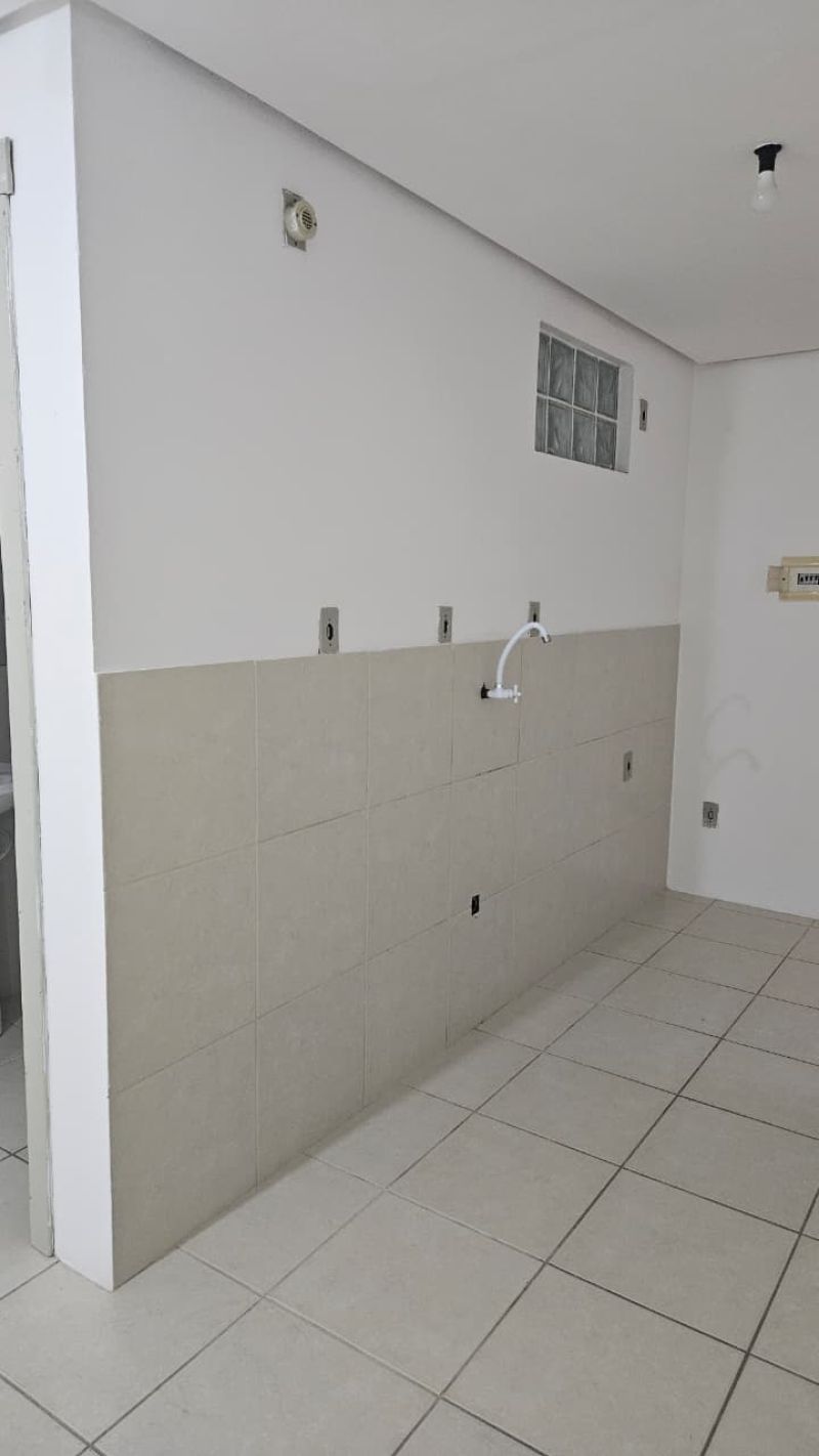 Apartamento com 1 quarto e 1 banheiro para alugar no bairro Centro, Taquara