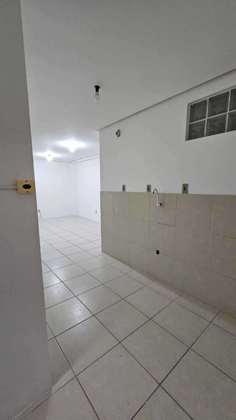 Apartamento com 1 quarto e 1 banheiro para alugar no bairro Centro, Taquara