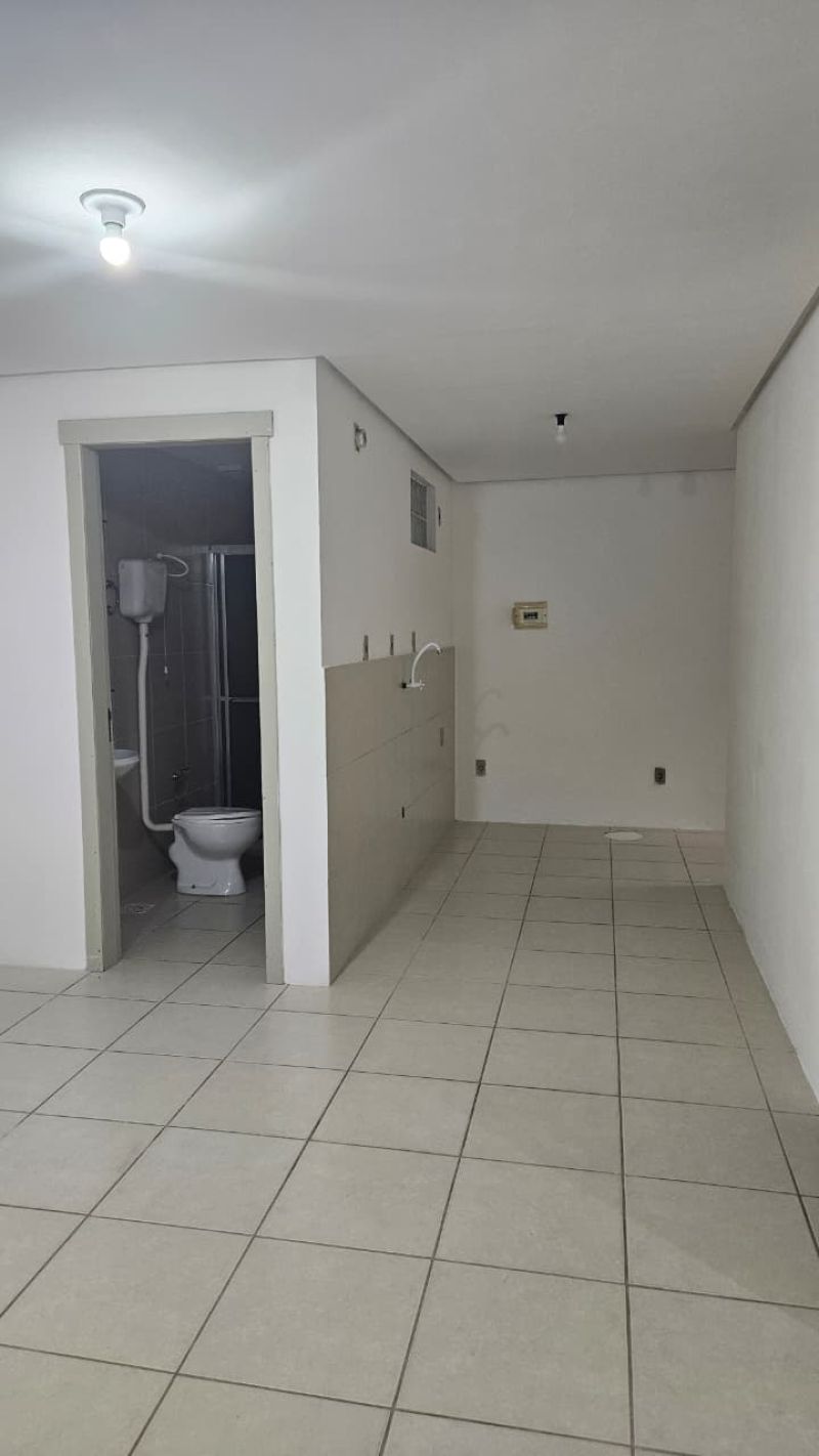 Apartamento com 1 quarto e 1 banheiro para alugar no bairro Centro, Taquara