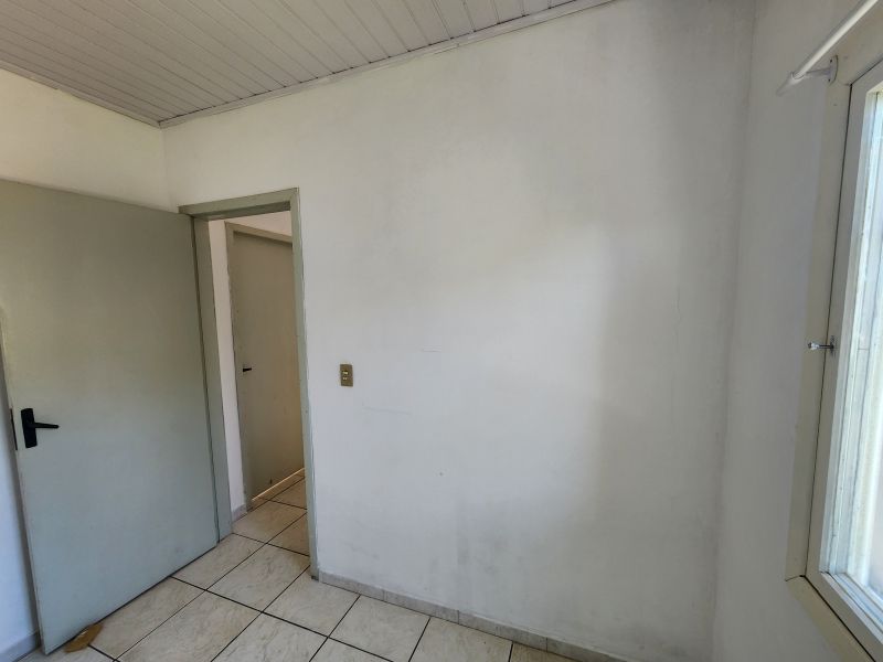 Apartamento com 2 quartos e 1 banheiro para alugar no bairro Centro, Parobe