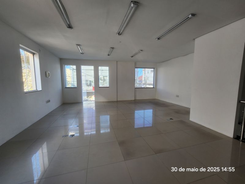 Sala para alugar no bairro Centro, Taquara