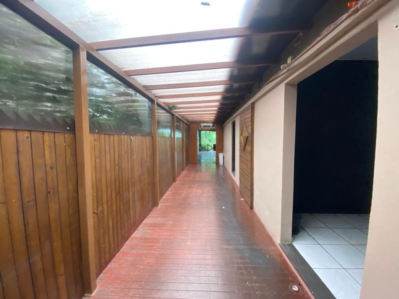 Sala com 3 banheiros para alugar no bairro Morro do Leoncio, Taquara
