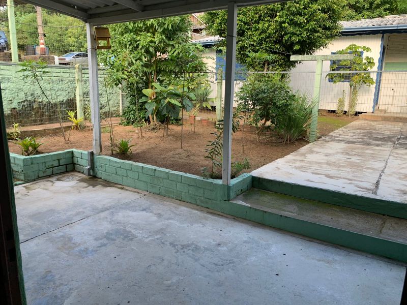 Casa com 2 quartos e 2 banheiros para alugar no bairro Centro, Parobe
