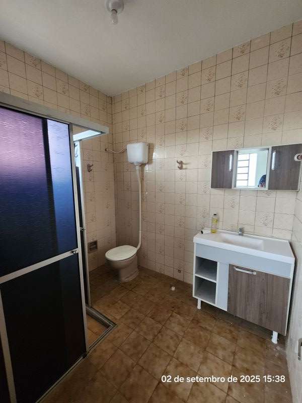 Casa com 2 quartos e 1 banheiro para alugar no bairro Santa Terezinha, Taquara