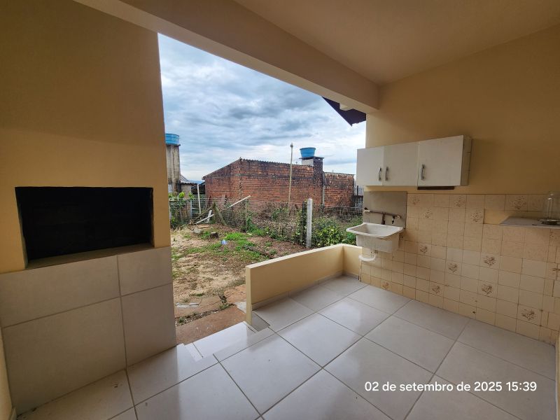 Casa com 2 quartos e 1 banheiro para alugar no bairro Santa Terezinha, Taquara
