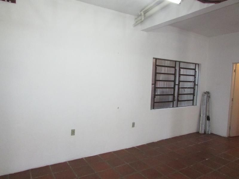 Prédio com 1 banheiro para alugar no bairro Petropolis, Taquara