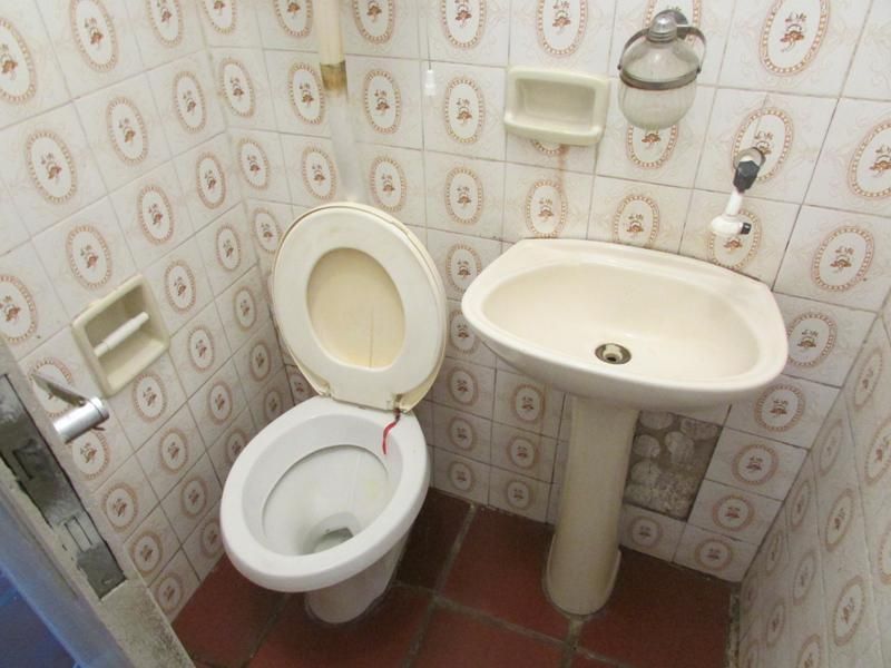 Prédio com 1 banheiro para alugar no bairro Petropolis, Taquara