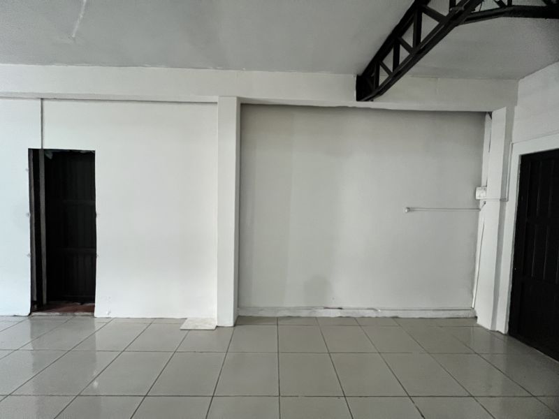 Prédio com 1 banheiro para alugar no bairro Petropolis, Taquara