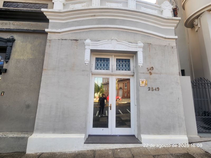 Sala com 1 banheiro para alugar no bairro Centro, Taquara