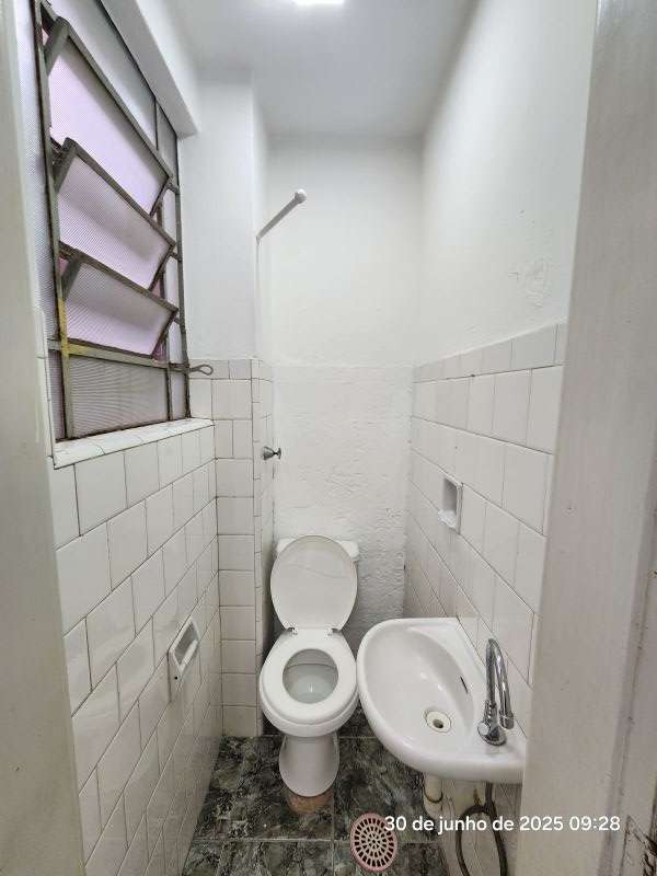 Sala com 1 banheiro para alugar no bairro Centro, Taquara