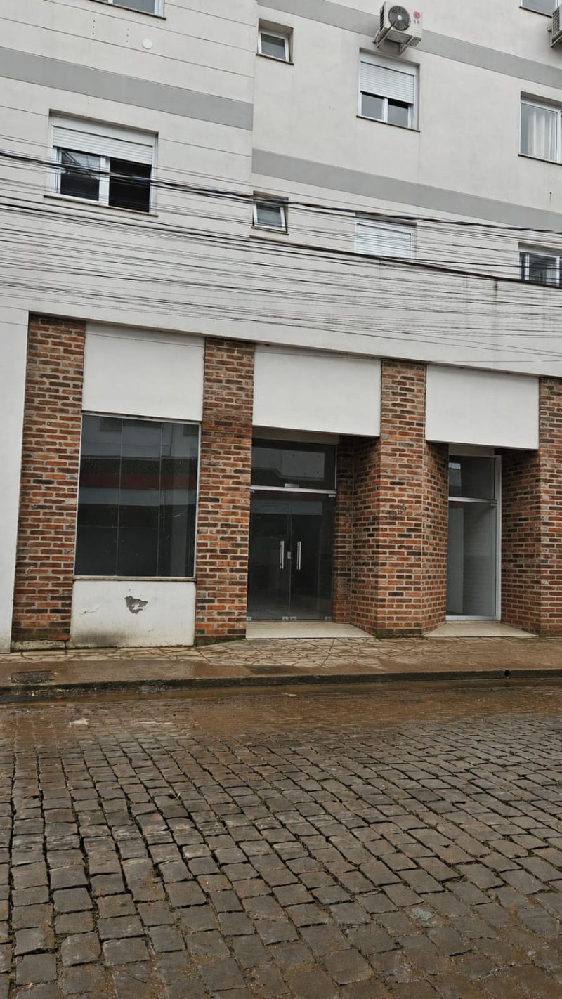 Sala para alugar no bairro Centro, Taquara