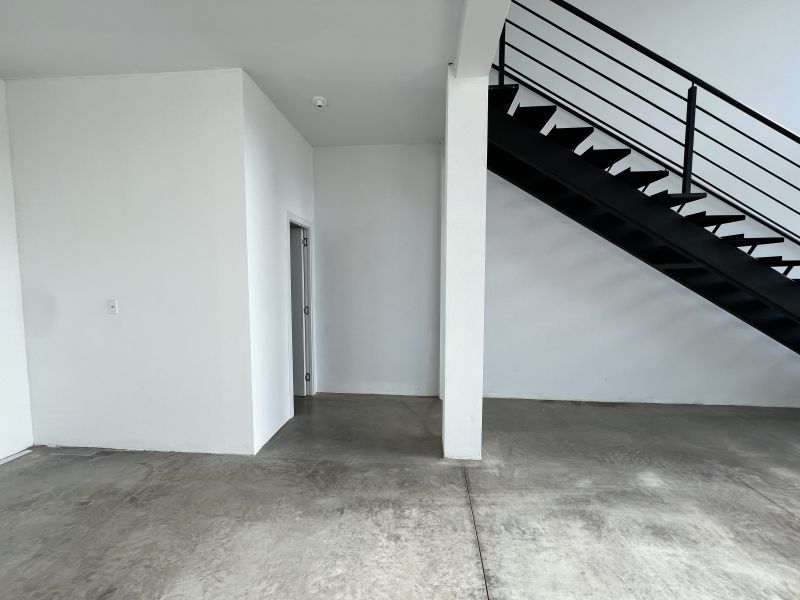 Sala com 1 banheiro para alugar no bairro Morro do Leoncio, Taquara