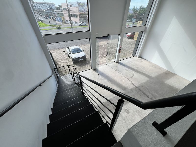 Sala com 1 banheiro para alugar no bairro Morro do Leoncio, Taquara