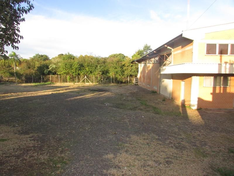 Prédio com 1 banheiro e 668m² para alugar no bairro Mundo Novo, Taquara