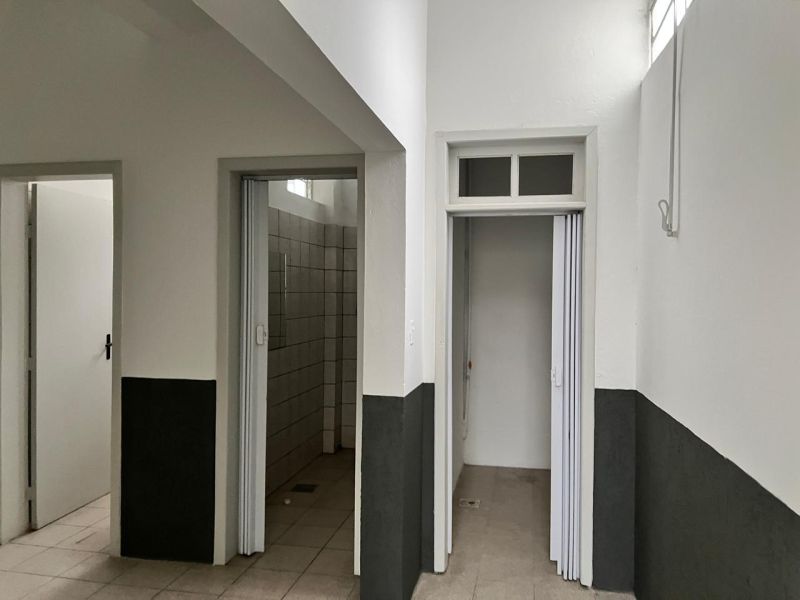 Sala com 137m² para alugar no bairro Centro, Taquara