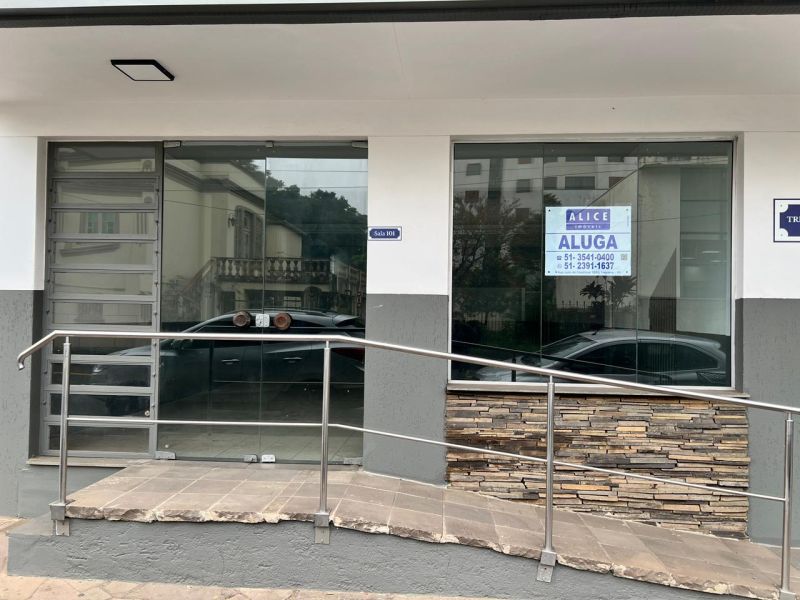 Sala com 137m² para alugar no bairro Centro, Taquara