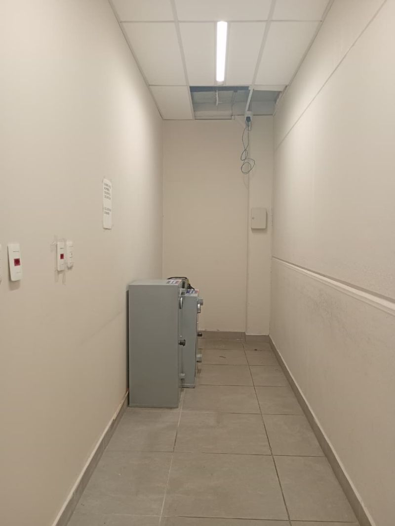 Prédio para alugar no bairro Centro, Parobe
