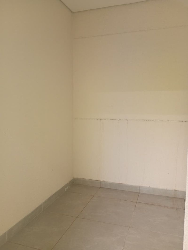 Prédio para alugar no bairro Centro, Parobe