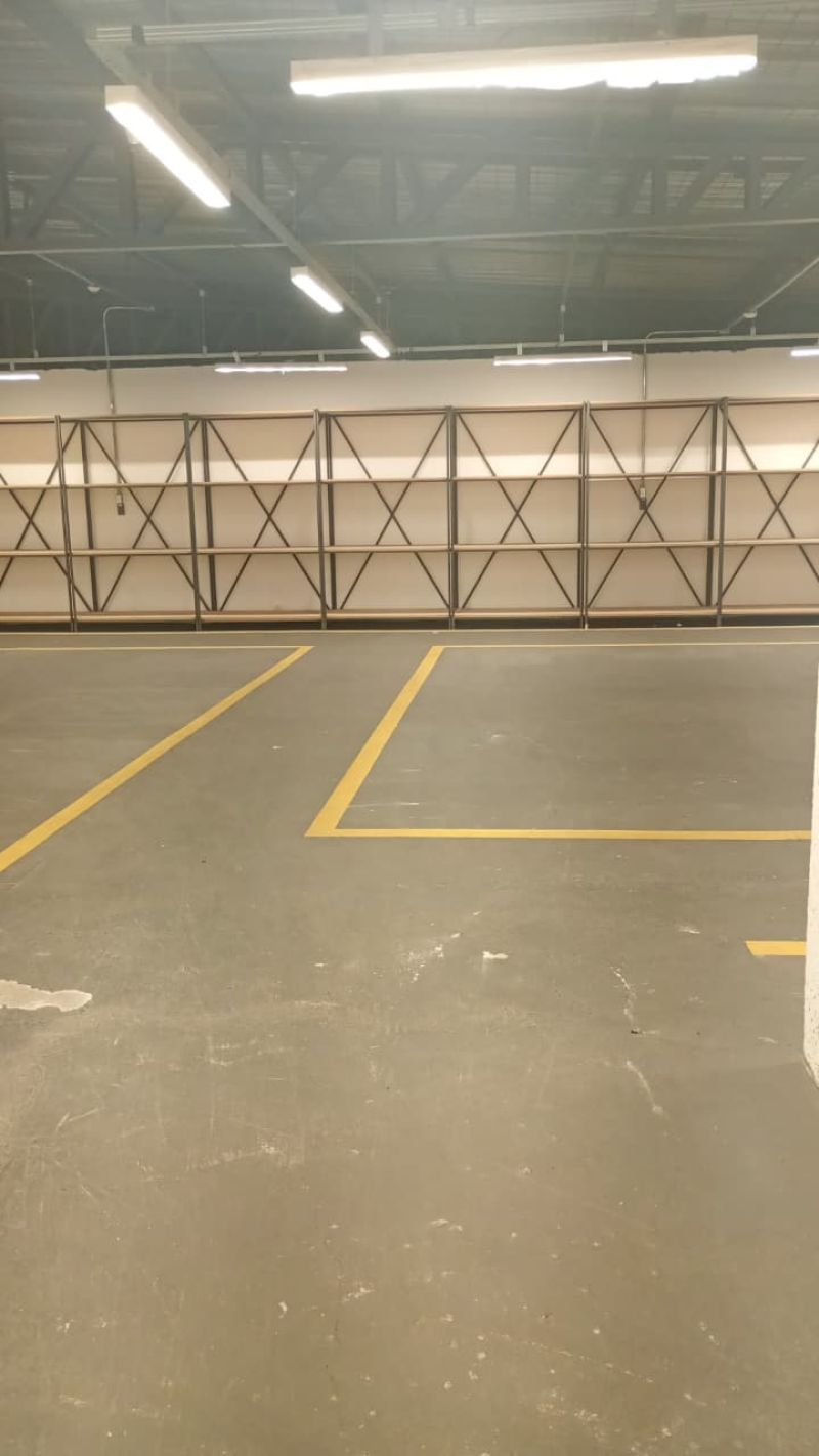 Prédio para alugar no bairro Centro, Parobe