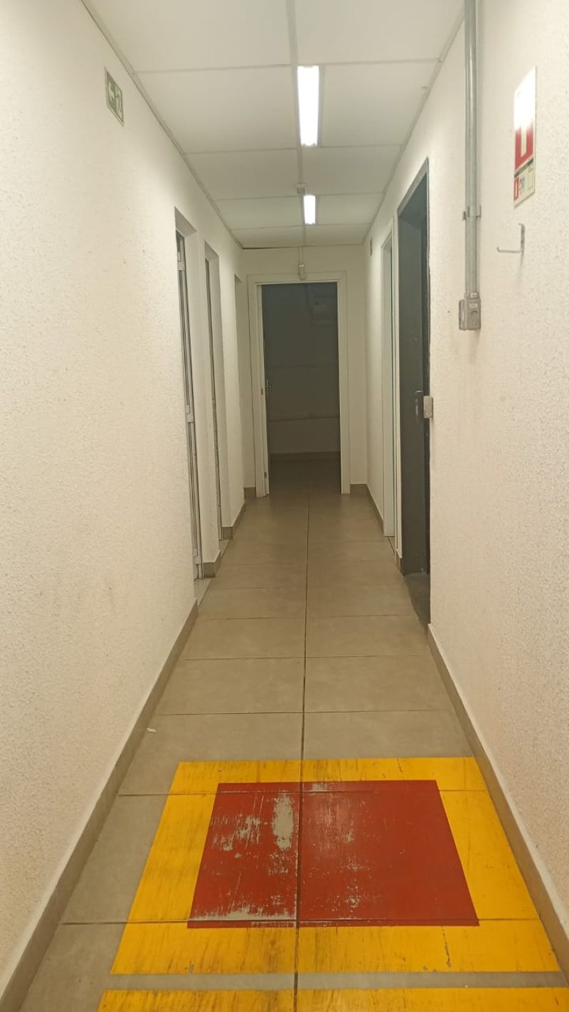 Prédio para alugar no bairro Centro, Parobe