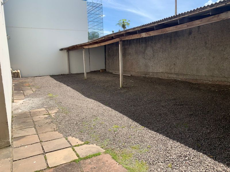 Box para alugar no bairro Centro, Parobe