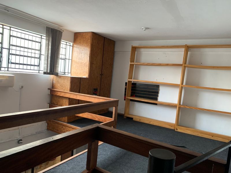 Sala para alugar no bairro Centro, Parobe