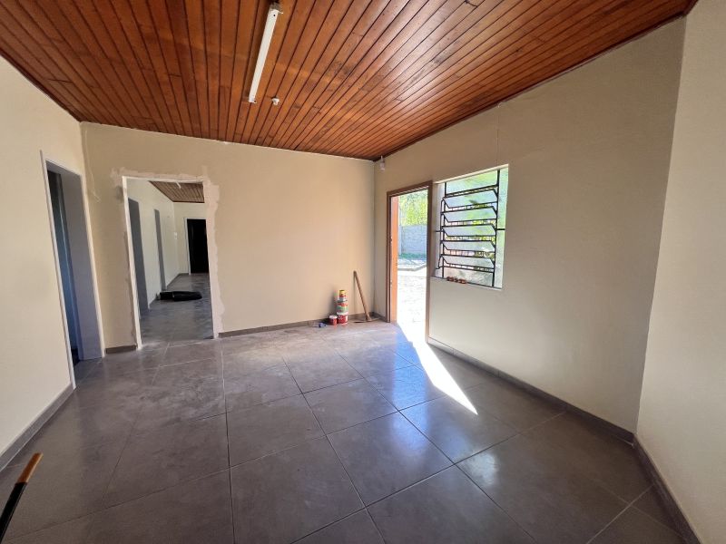 Prédio para alugar no bairro Petropolis, Taquara