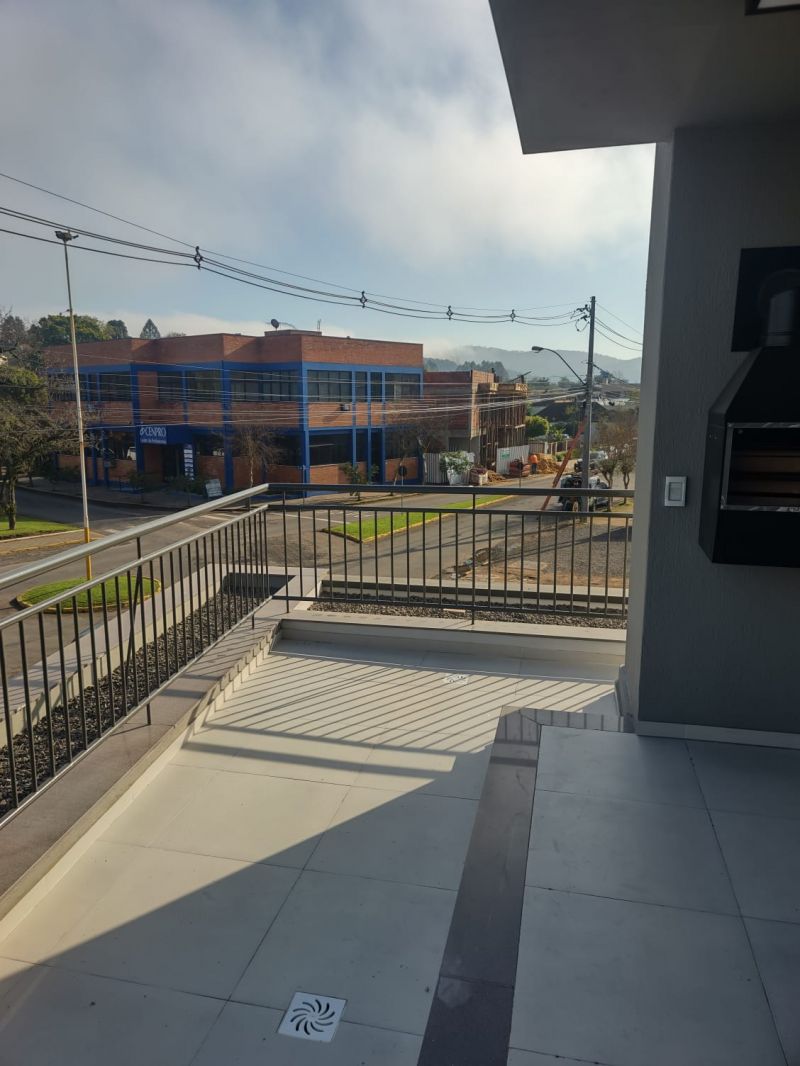 Apartamento com 2 quartos e 2 banheiros para alugar no bairro Centro, Igrejinha
