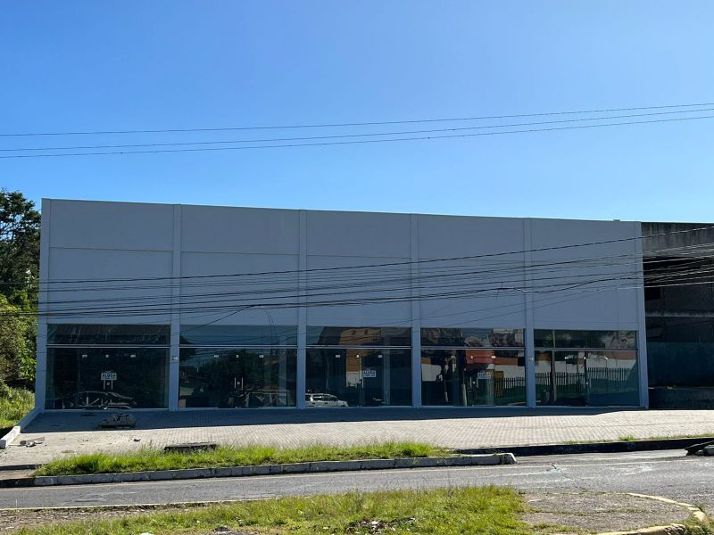 Prédio para alugar no bairro Cruzeiro do Sul, Taquara