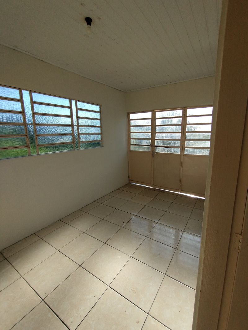 Casa com 3 quartos e 1 banheiro para alugar no bairro Cruzeiro do Sul, Taquara
