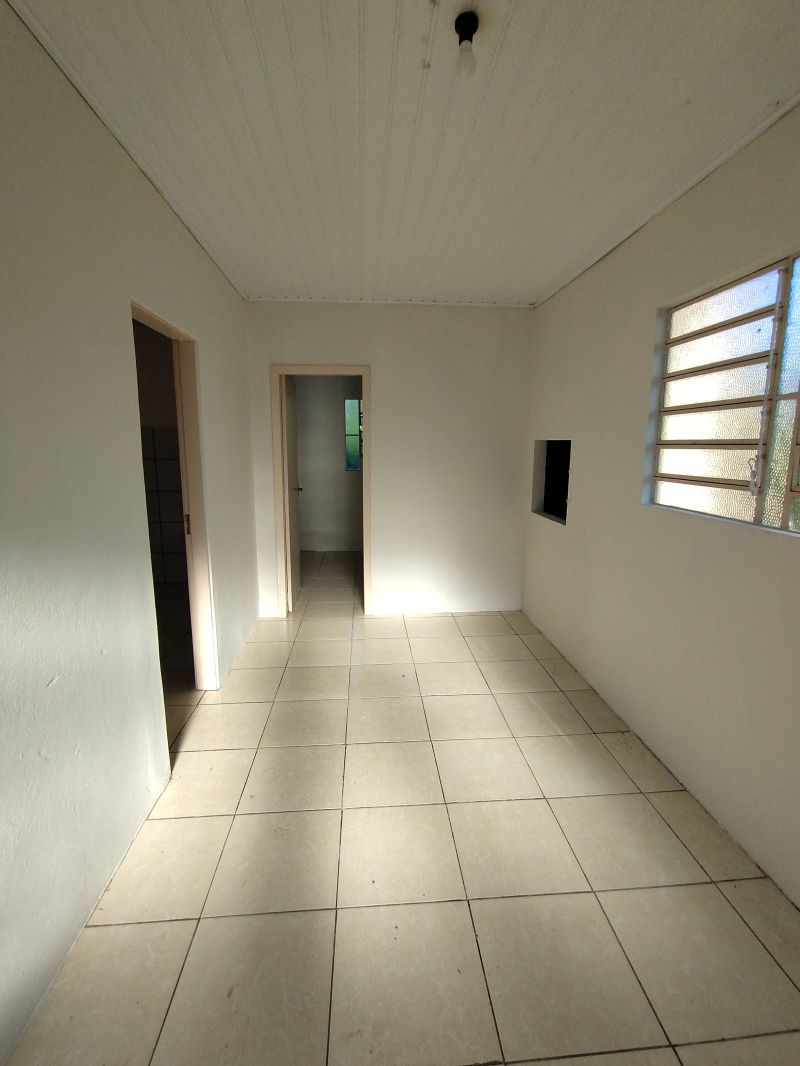 Casa com 3 quartos e 1 banheiro para alugar no bairro Cruzeiro do Sul, Taquara