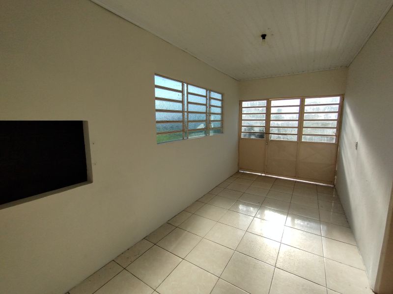 Casa com 3 quartos e 1 banheiro para alugar no bairro Cruzeiro do Sul, Taquara