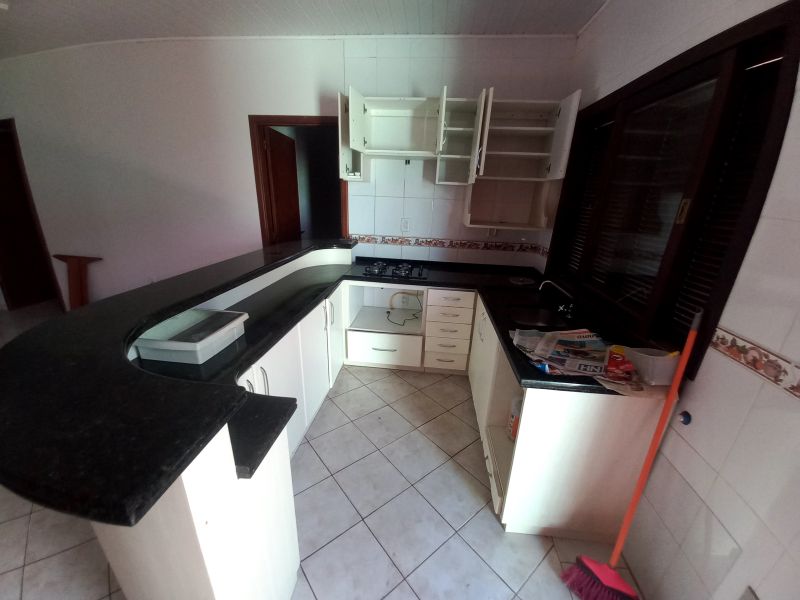 Casa com 3 quartos para alugar no bairro Santa Terezinha, Taquara