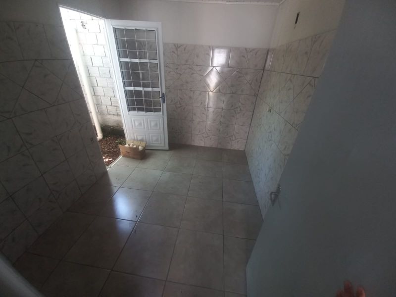 Casa com 2 quartos e 1 banheiro para alugar no bairro Jardim do Prado, Taquara