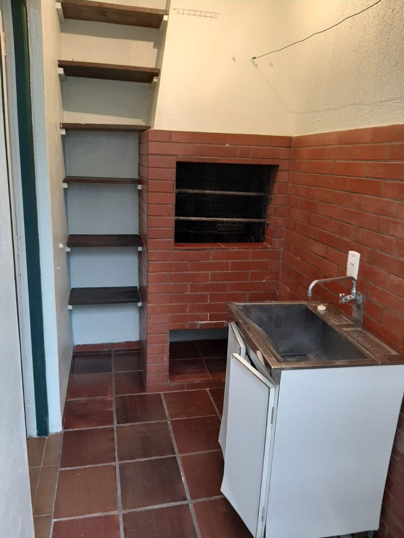 Apartamento com 3 quartos e 1 banheiro para alugar no bairro Centro, Taquara