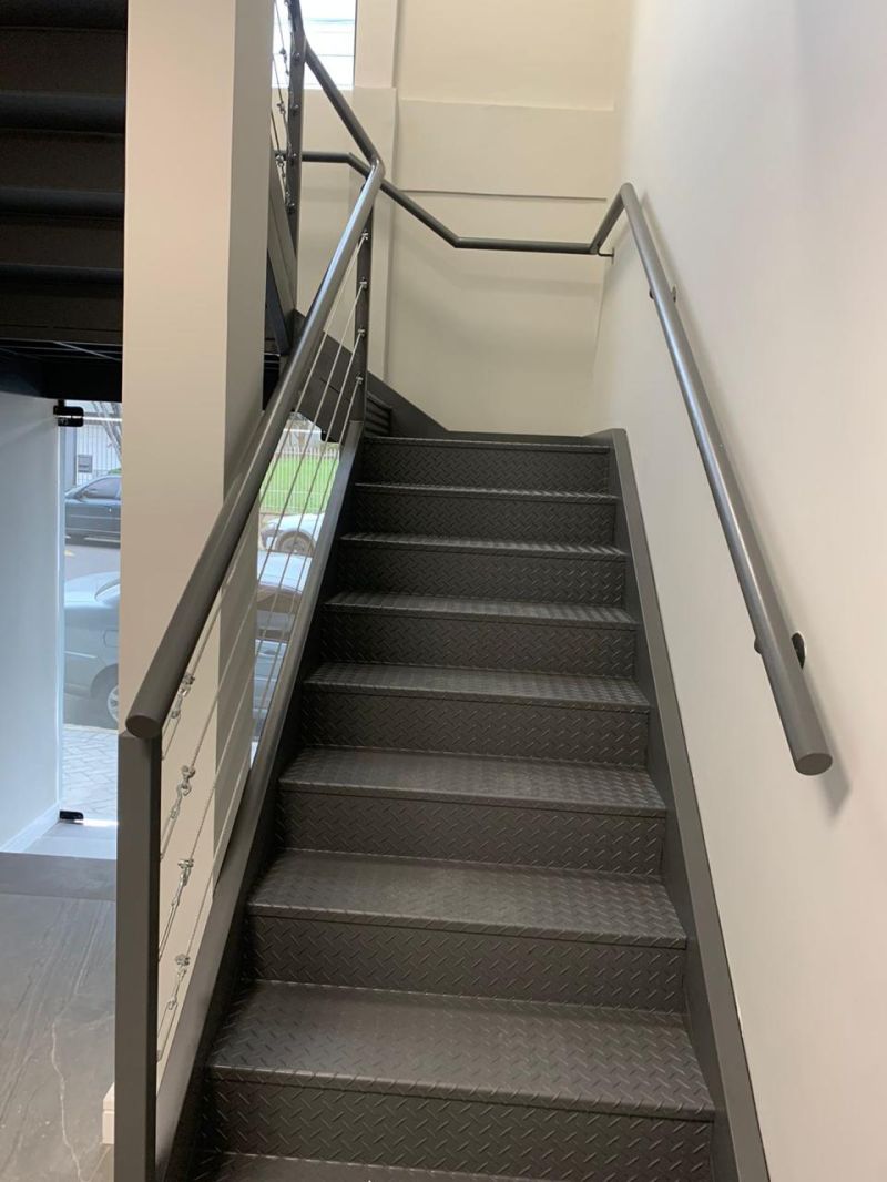 Sala com 1 banheiro e 51m² para alugar no bairro Centro, Parobe