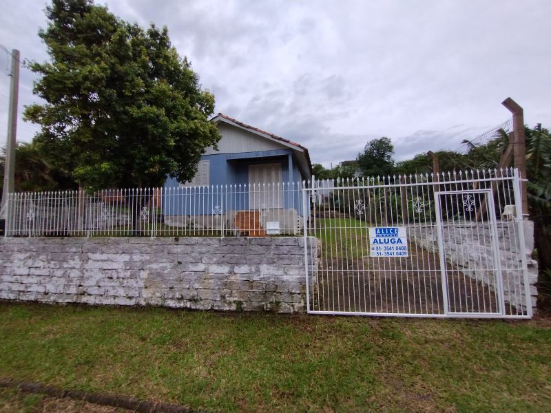 Casa com 2 quartos e 1 banheiro para alugar no bairro Santa Rosa, Taquara